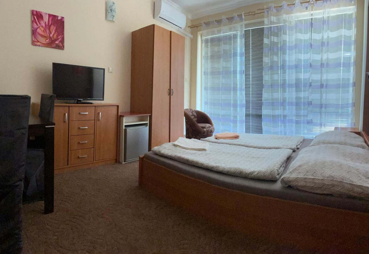 Villamerica Miskolc Esterno foto