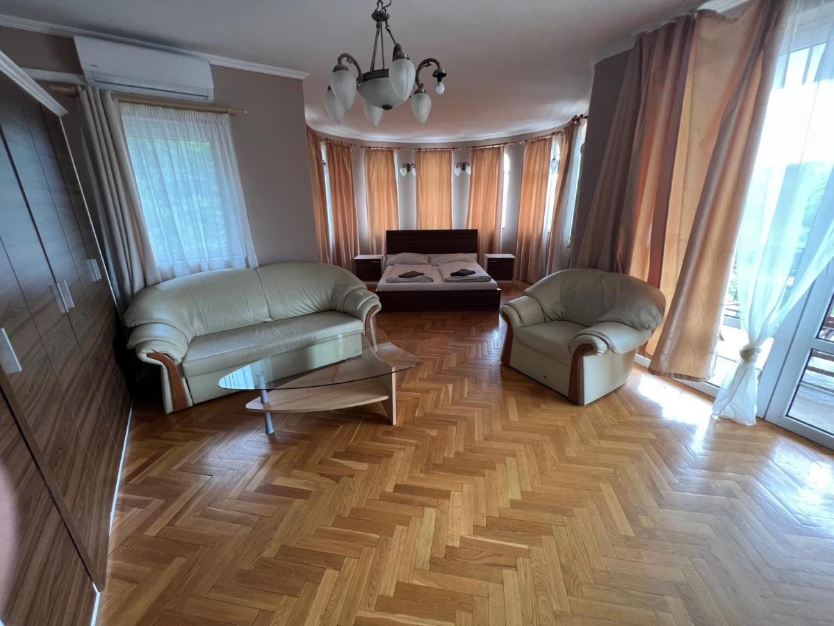 Villamerica Miskolc Esterno foto