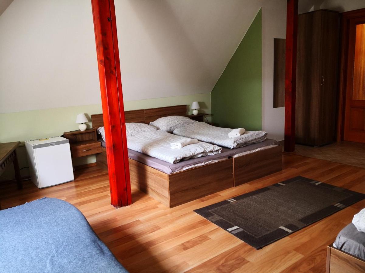 Villamerica Miskolc Esterno foto